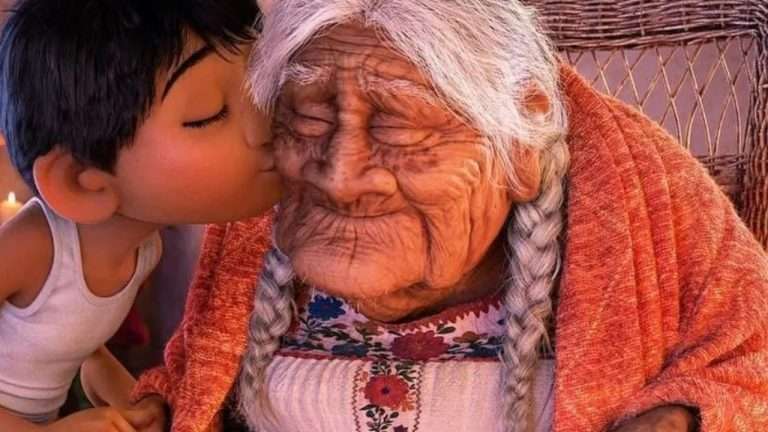 Mamá Elena en Coco
