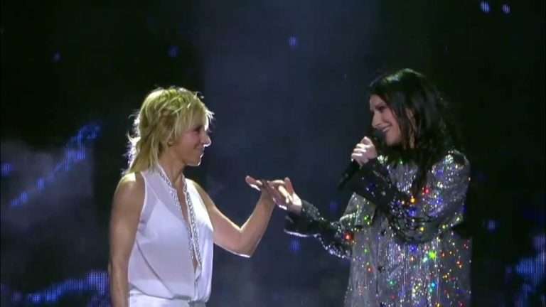 Laura Pausini cumple su sueño de cantar con Ana Torroja