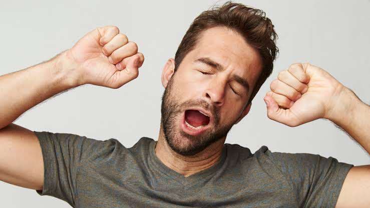 Bostezar mucho de día es señal de que algo no está funcionando bien con tu salud