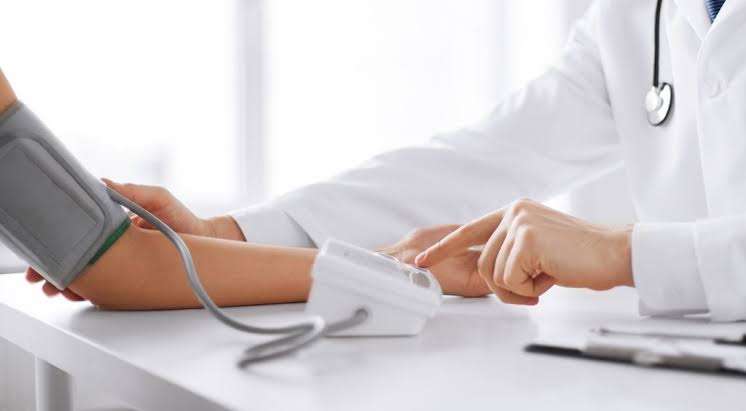 Esta es la presión arterial ideal para el corazón, según cardiólogo