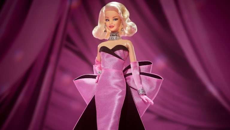 Mattel lanza Barbie de Marilyn Monroe por su centenario