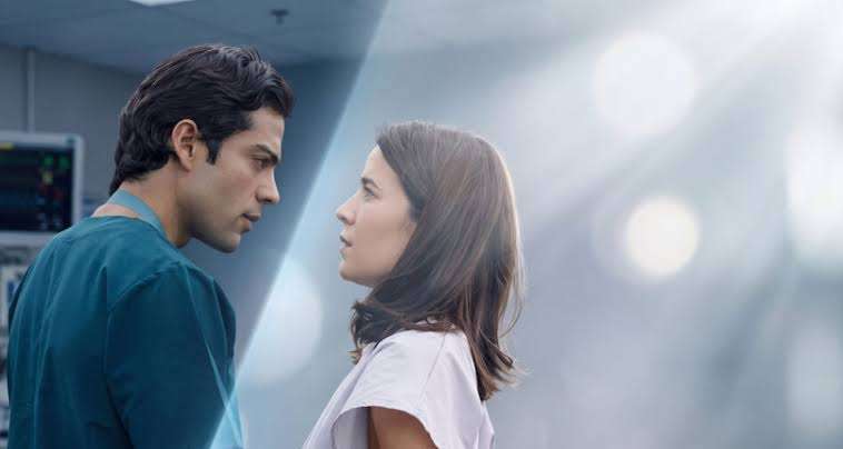 ‘En coma’: de qué se trata este thriller médico colombiano en Netflix