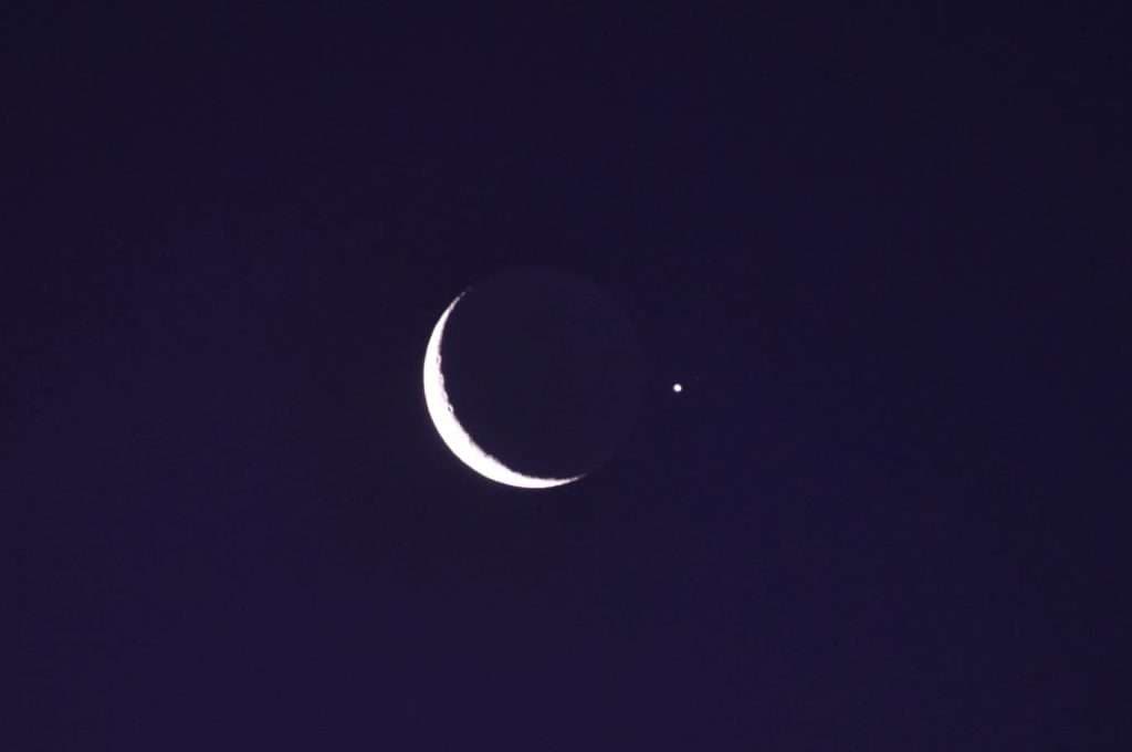 Marzo: noche de conjunción entre la Luna y Júpiter y Marte en su punto más cercano al Sol