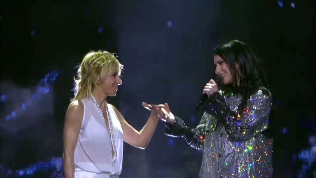Laura Pausini cumple su sueño de cantar con Ana Torroja