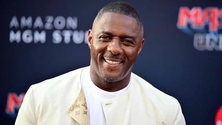 Idris Elba descarta ser Bond: “el público no aceptará a un hombre negro”