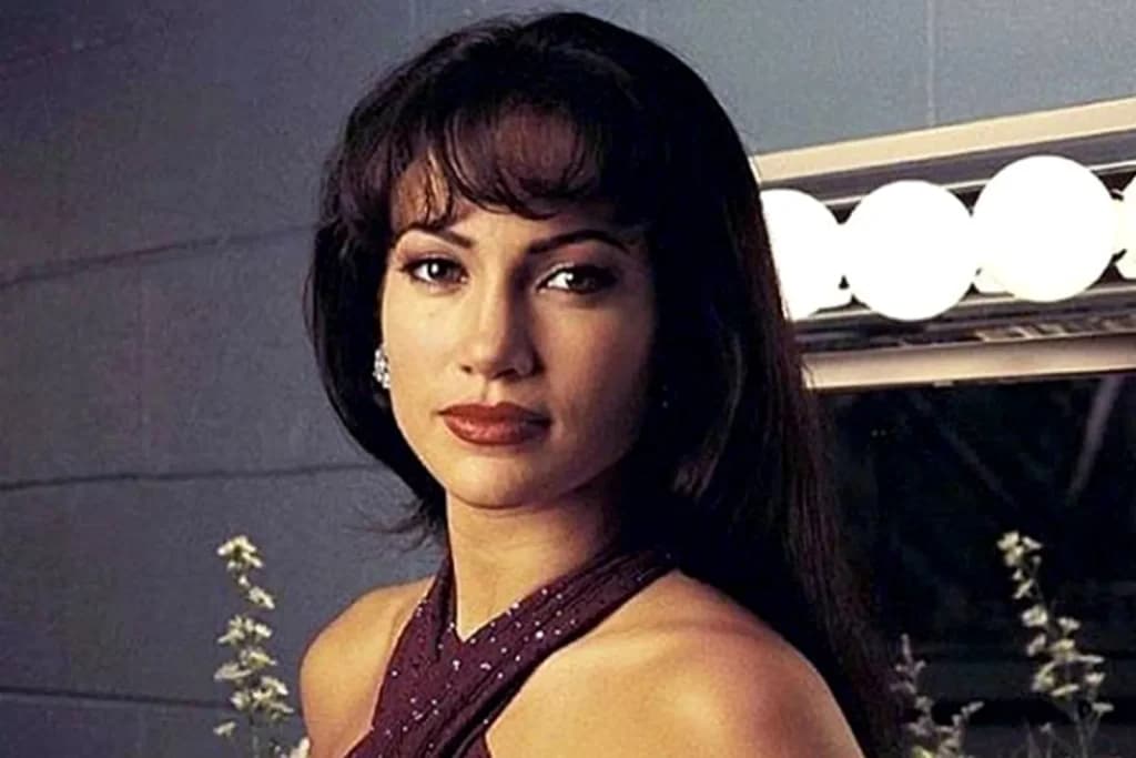 Jennifer Lopez tuvo ataques de pánico tras fama con ‘Selena’