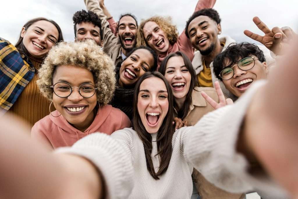El mayor error educativo que se está cometiendo con los jóvenes con respecto a la felicidad