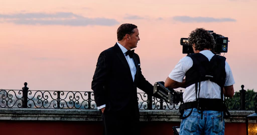 Luis Miguel se deja ver tras hospitalización: “Apareció como un fantasma”
